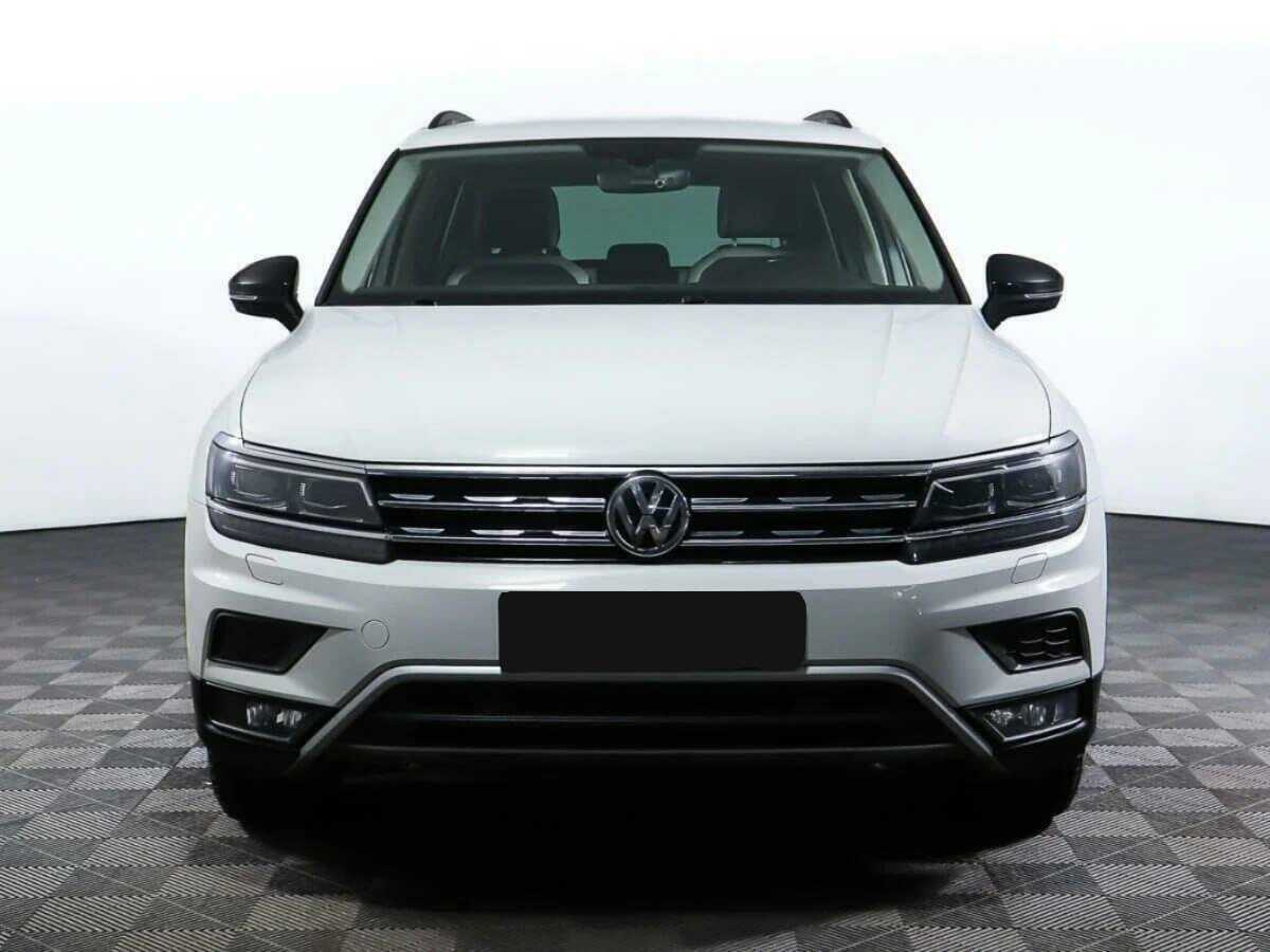 Volkswagen Tiguan, 2018 - 83 596 км. | Фото №2