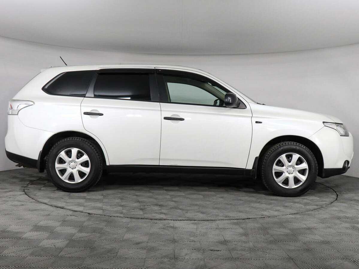 Mitsubishi Outlander, 2014 - 124 028 км. | Фото №4
