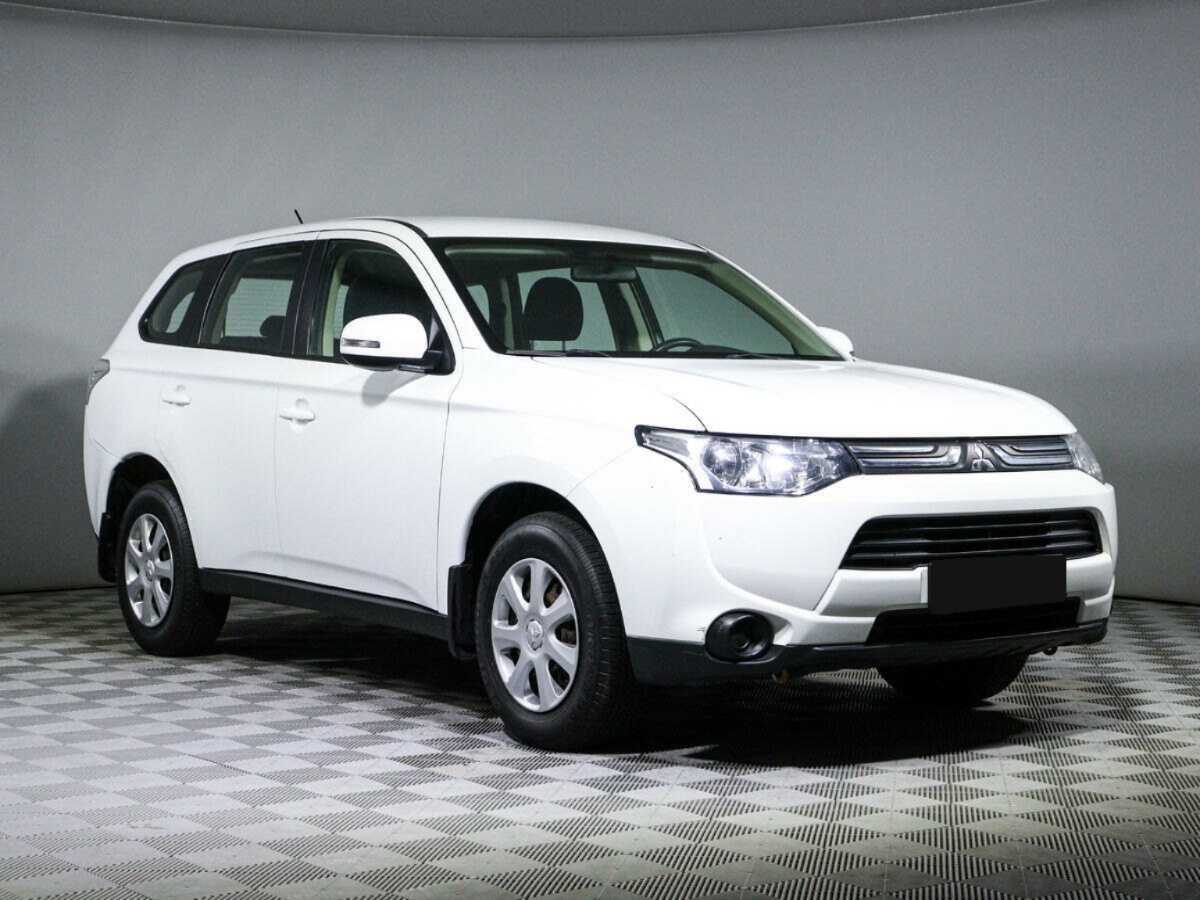 Mitsubishi Outlander, 2013 - 80 108 км. | Фото №3