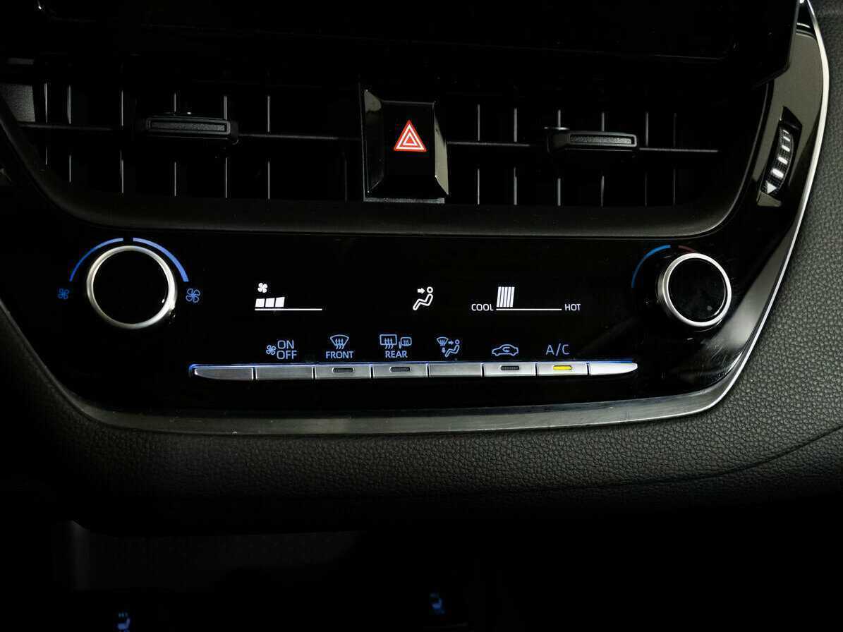 Toyota Corolla, 2020 Фото №16