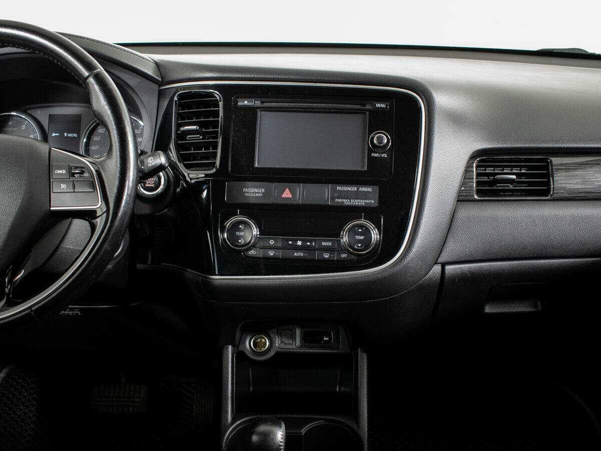 Mitsubishi Outlander, 2016 Фото №10
