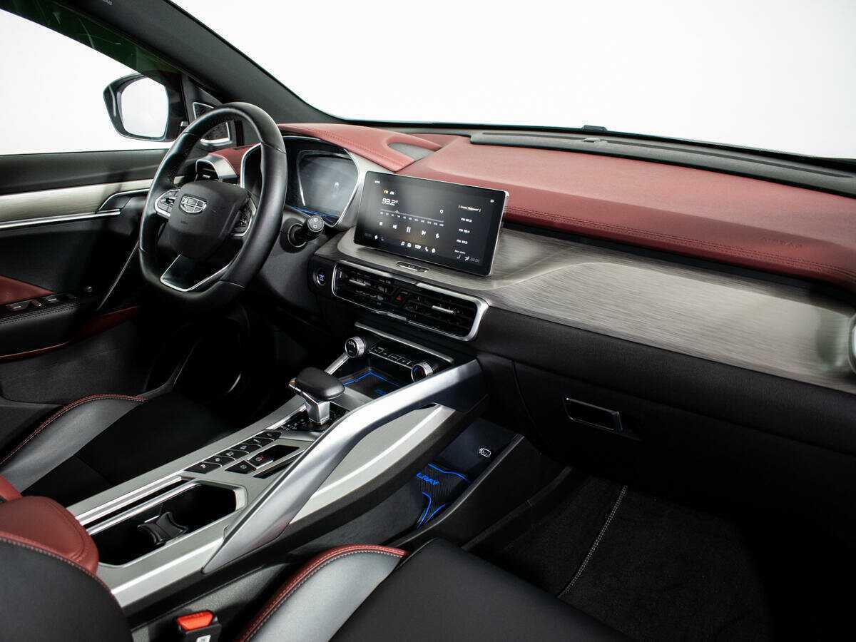 Geely Coolray, 2022 Фото №9