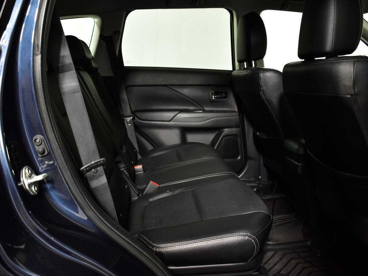 Mitsubishi Outlander, 2016 Фото №9