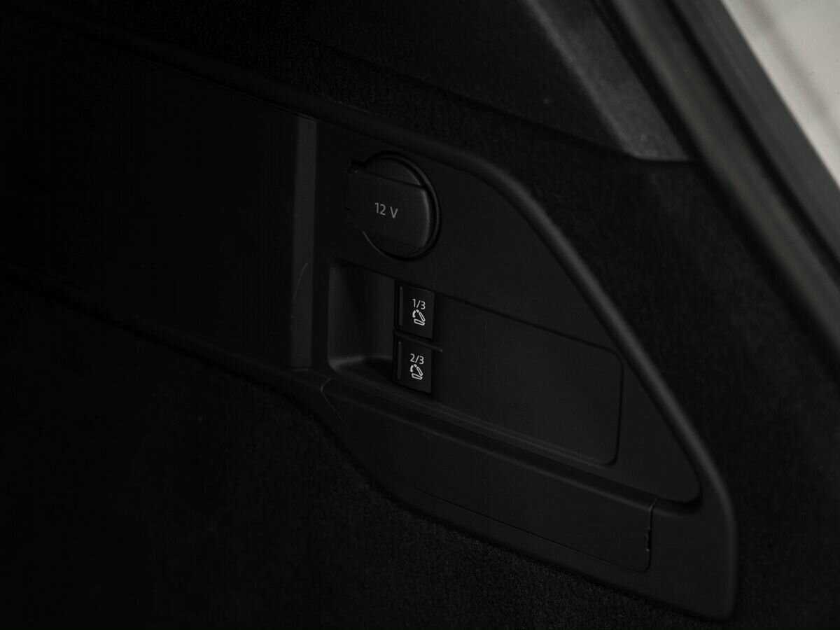 Volkswagen Touareg, 2015 Фото №23