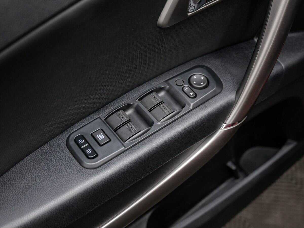 FAW Besturn X80, 2018 Фото №15