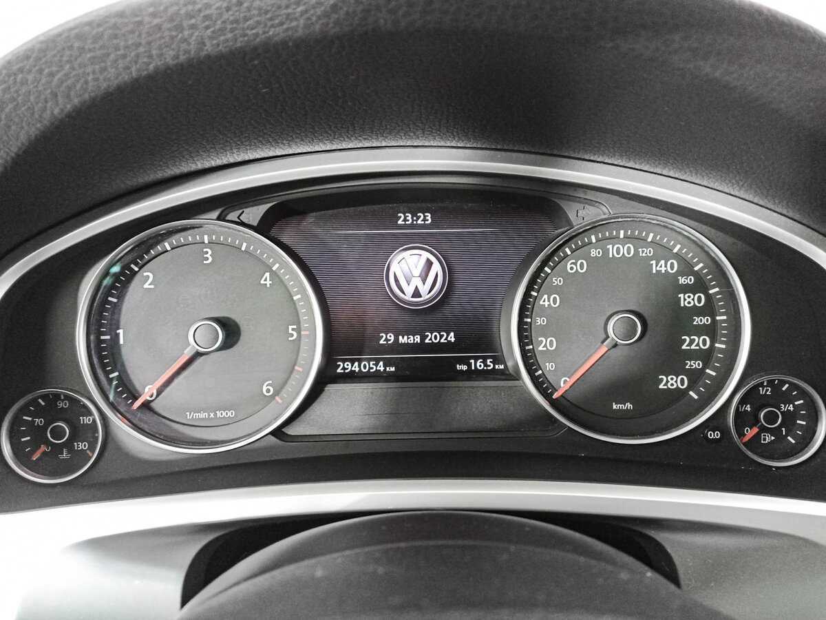 Volkswagen Touareg, 2013 Фото №11