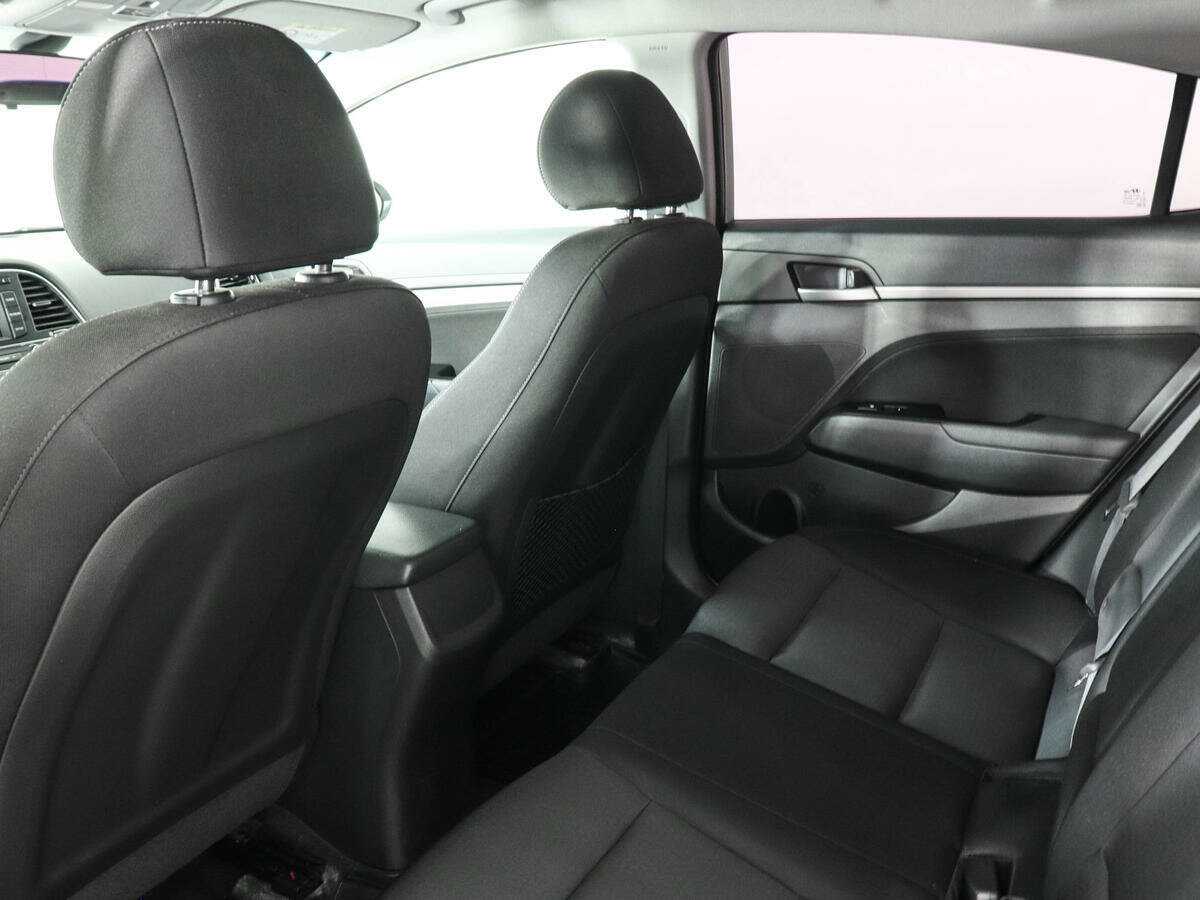 Hyundai Elantra, 2017 Фото №12