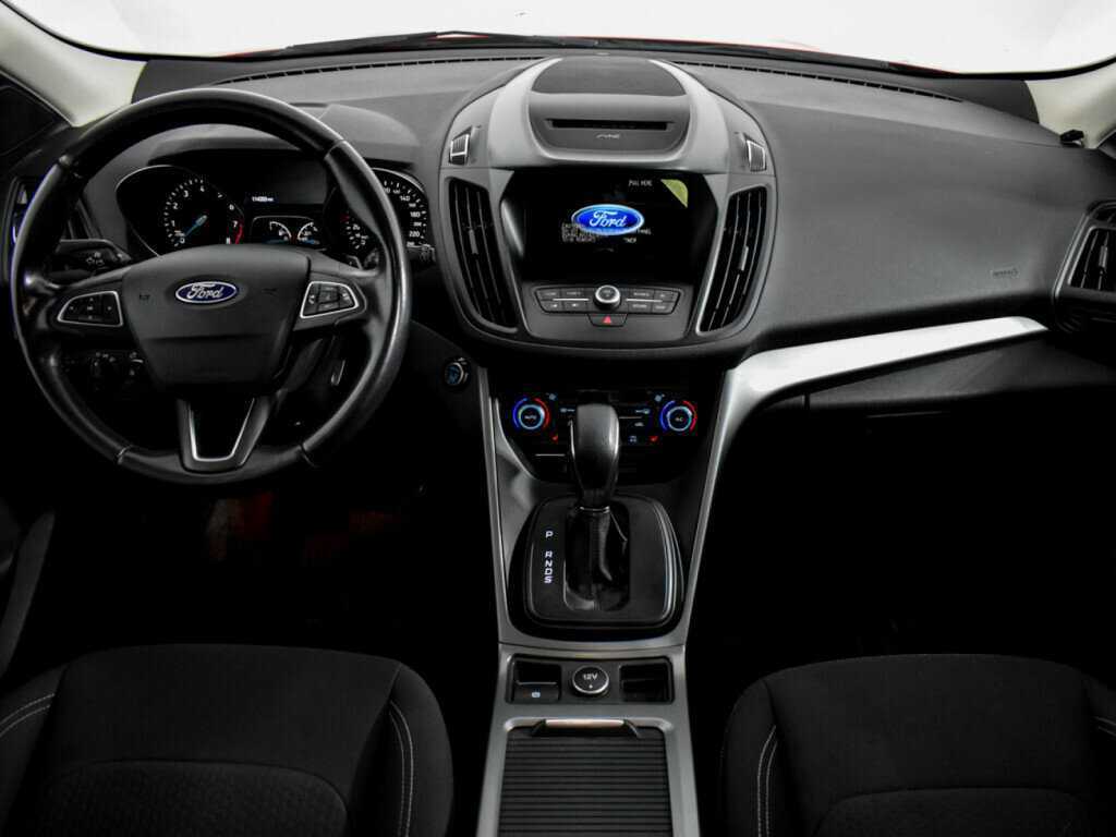 Ford Kuga, 2017 Фото №12