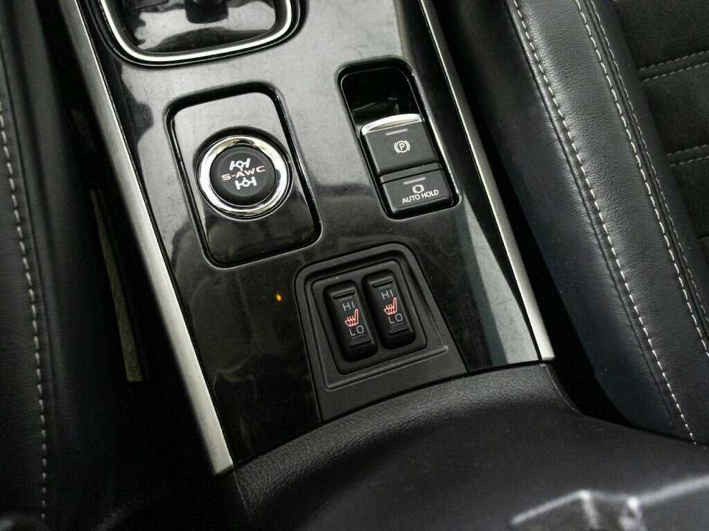 Mitsubishi Outlander, 2021 Фото №18