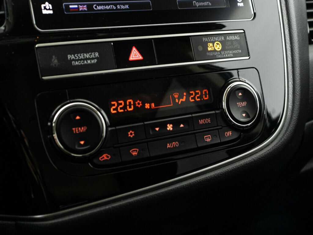 Mitsubishi Outlander, 2020 Фото №17