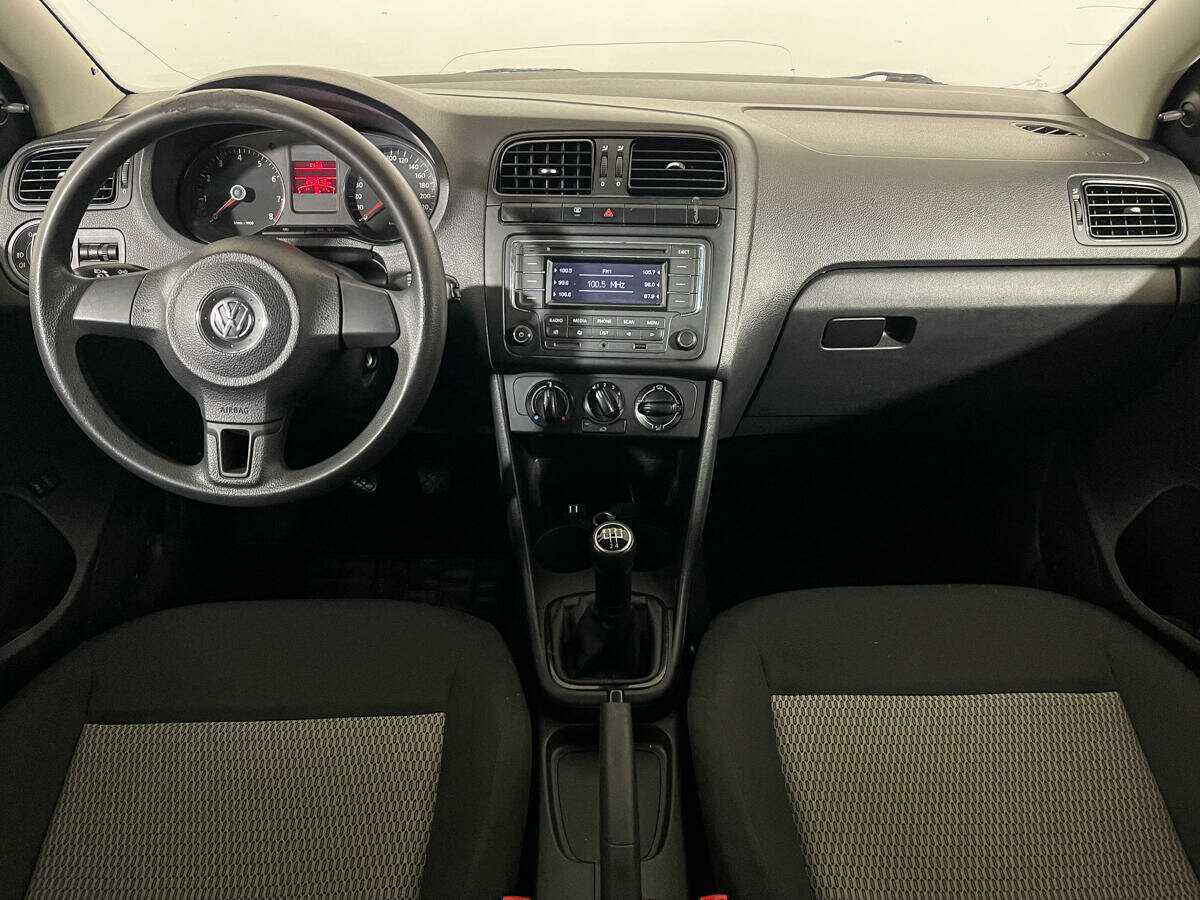 Volkswagen Polo, 2012 Фото №12