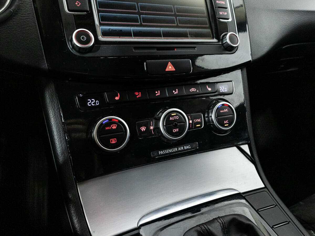 Volkswagen Passat CC, 2013 Фото №16