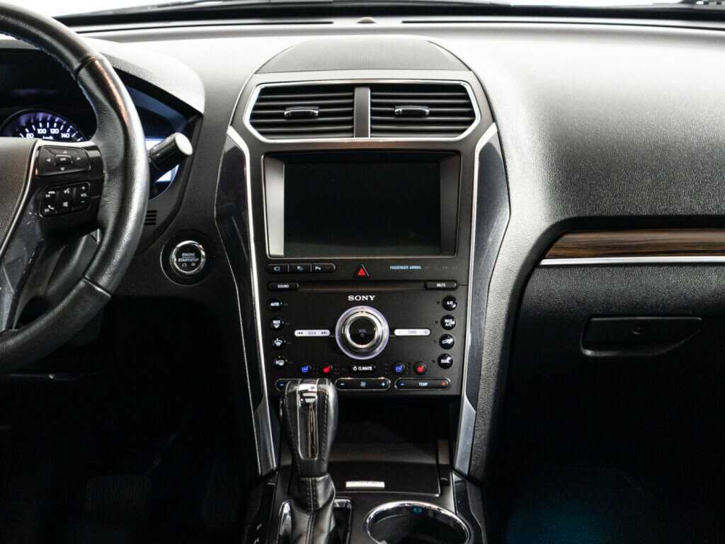 Ford Explorer, 2018 Фото №14