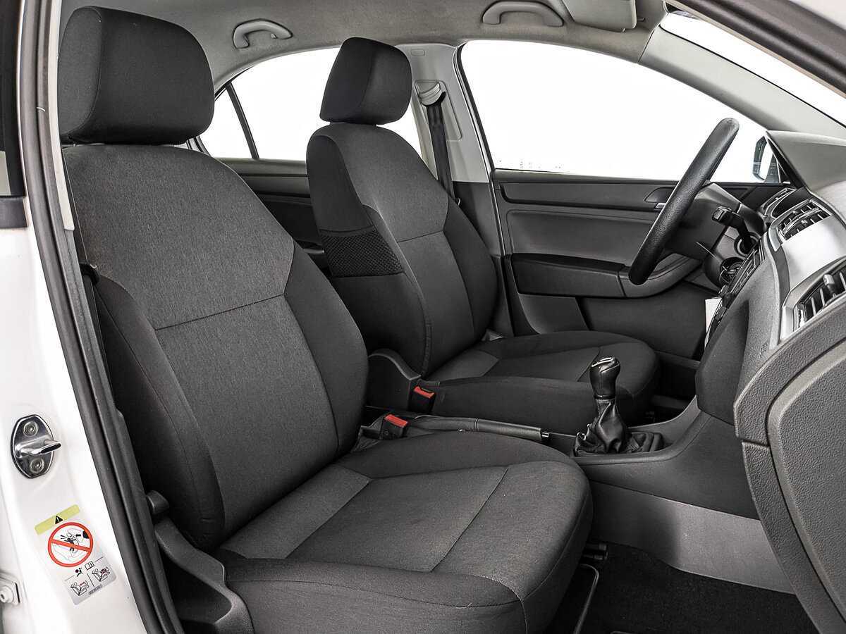 Skoda Rapid, 2017 Фото №24