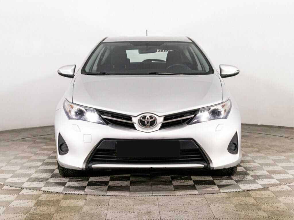 Toyota Auris, 2013 - 183 559 км. | Фото №2