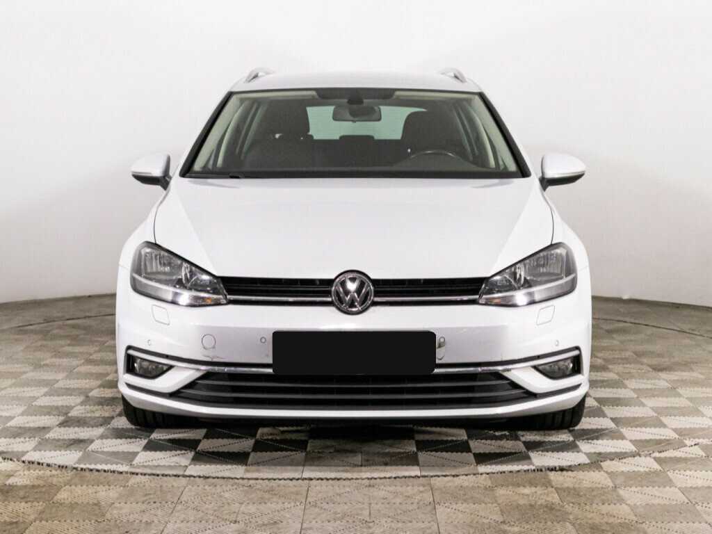 Volkswagen Golf, 2018 - 141 712 км. | Фото №2