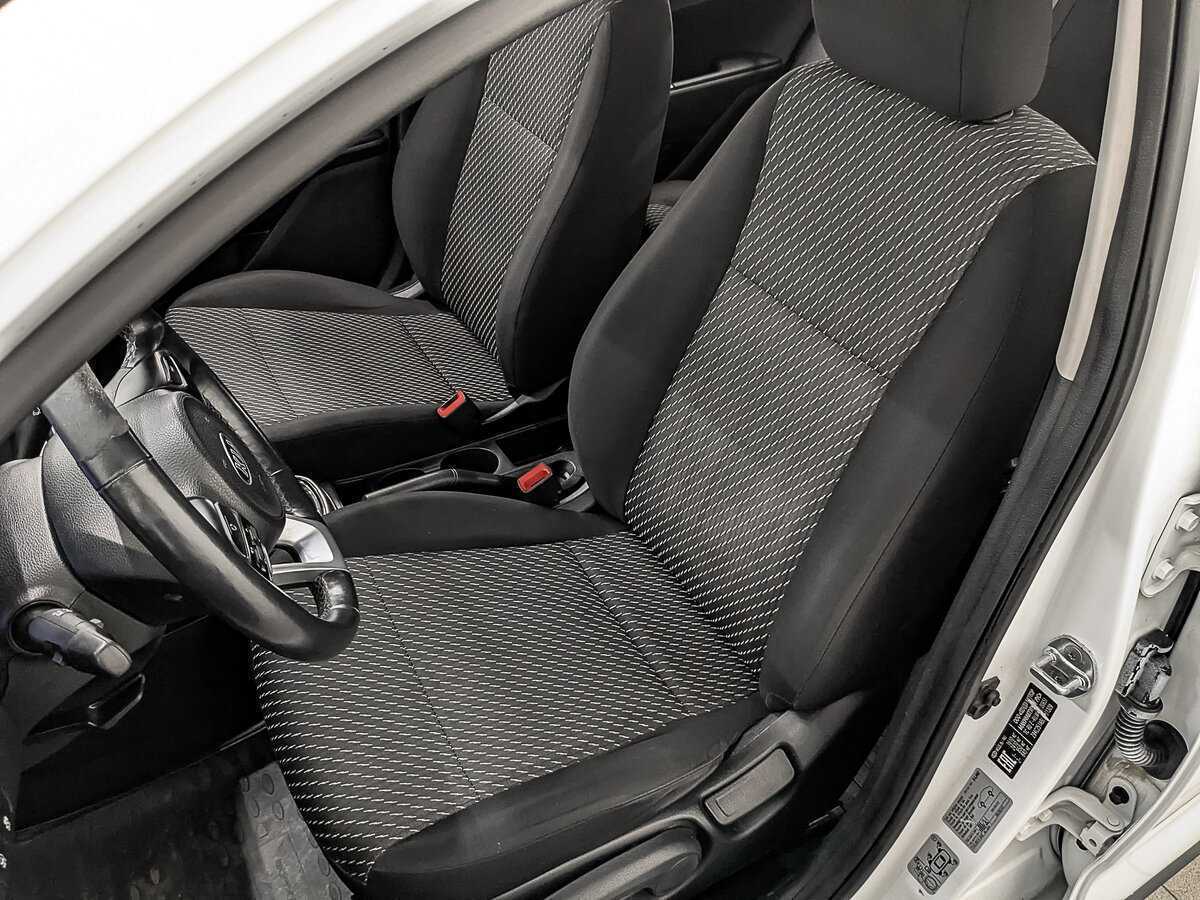 Kia Rio X-Line, 2020 Фото №17