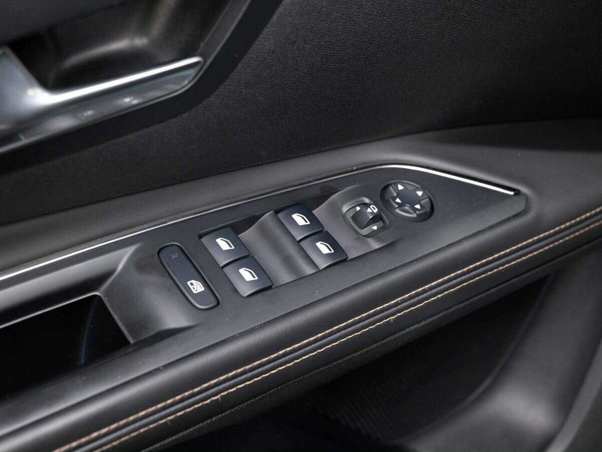 Peugeot 5008, 2018 Фото №20