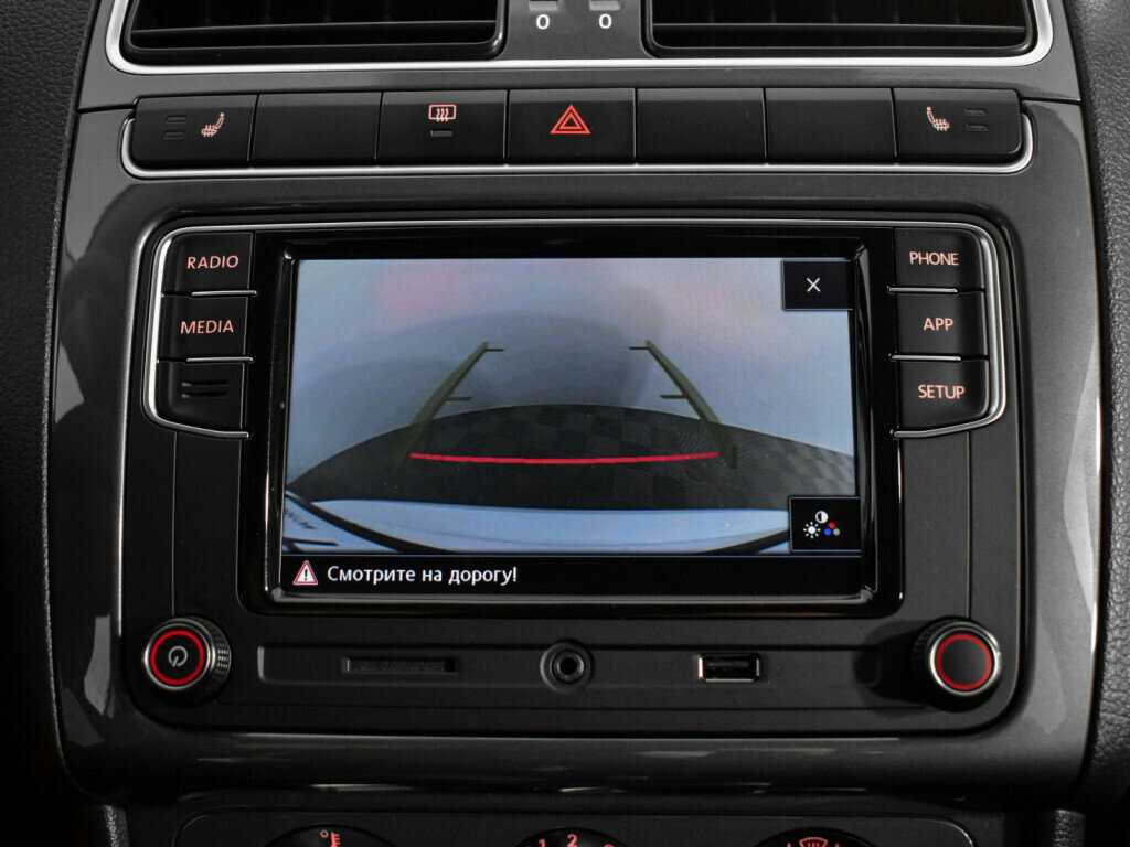 Volkswagen Polo, 2019 Фото №16