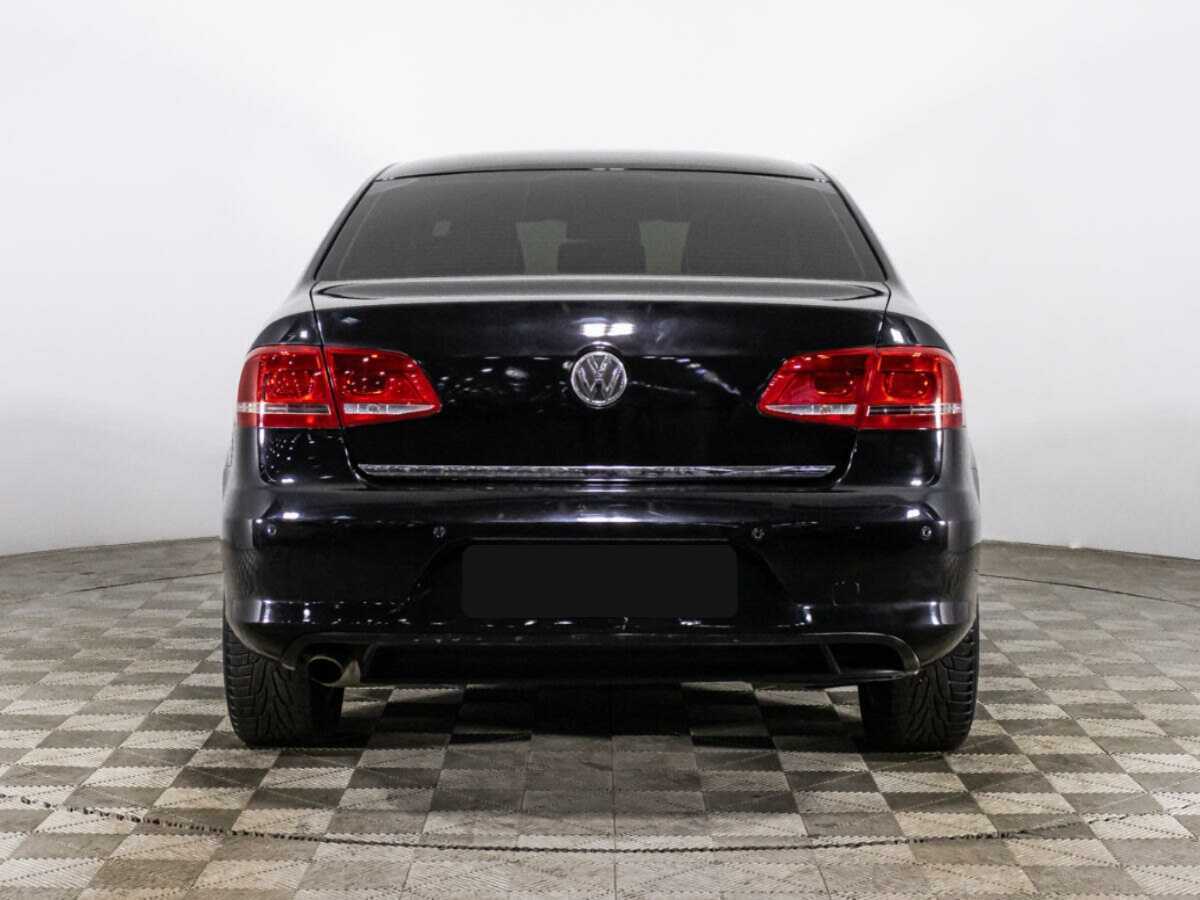 Volkswagen Passat, 2013 - 143 387 км. | Фото №6