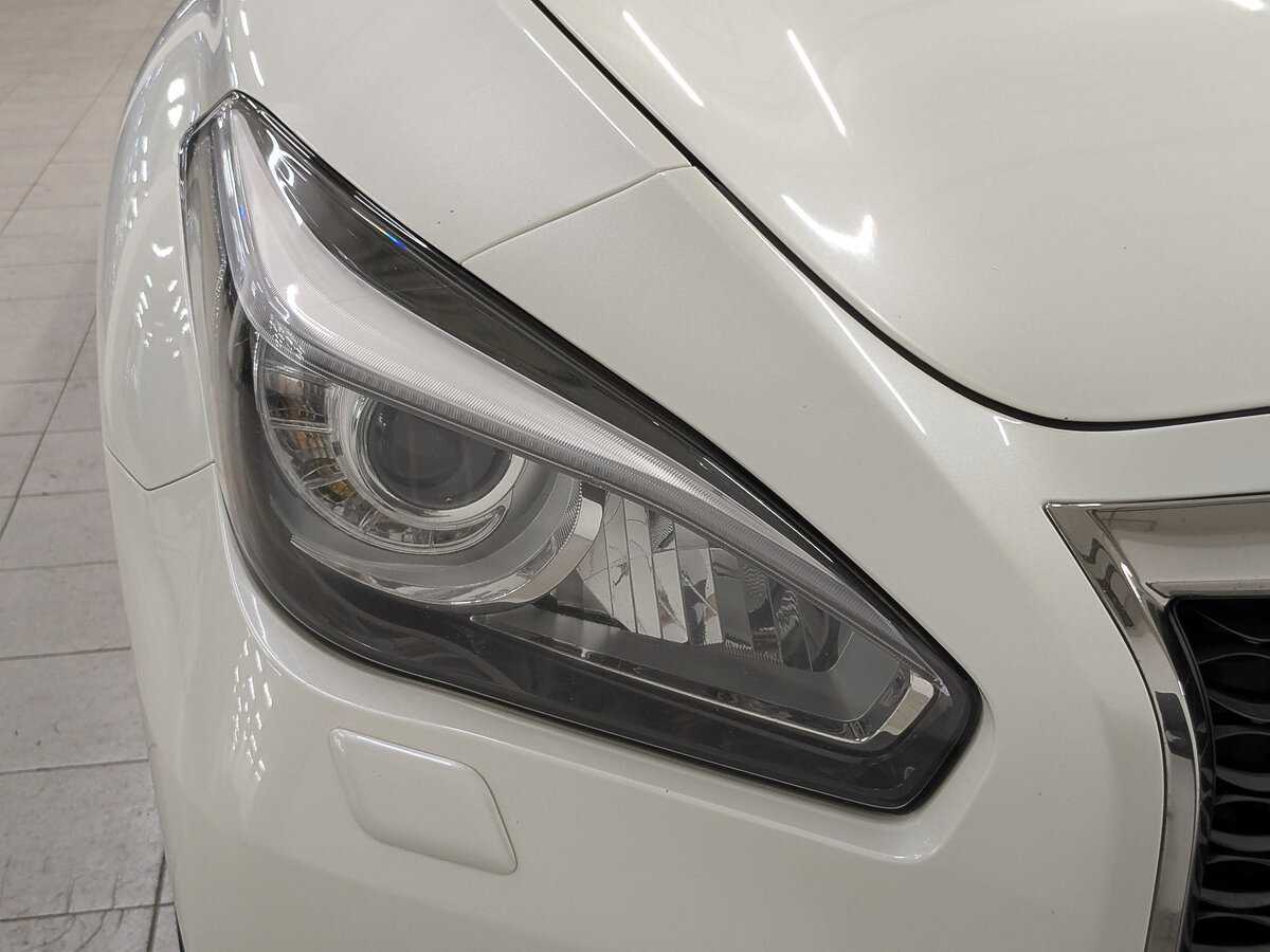 Infiniti Q70, 2016 Фото №11