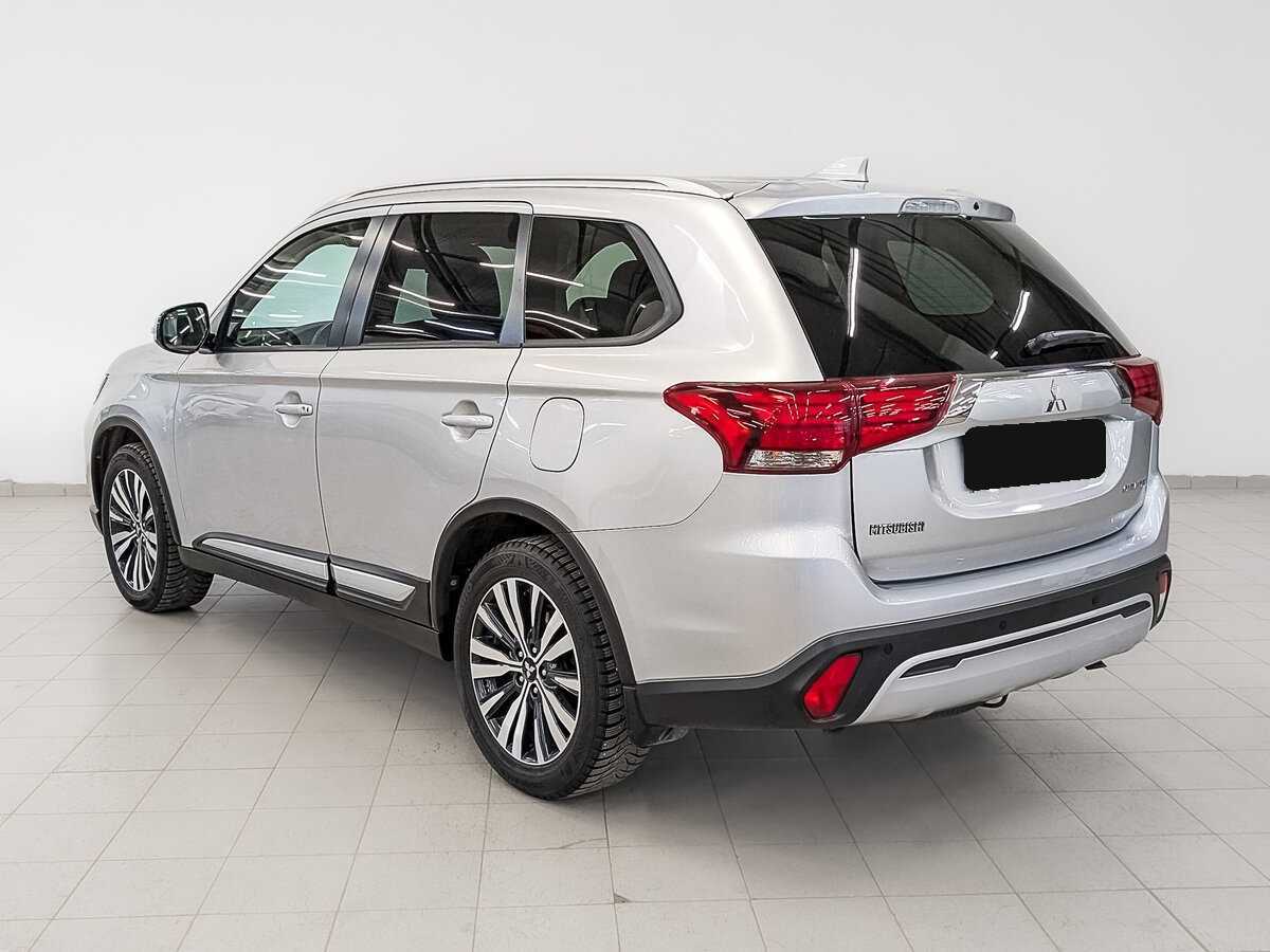 Mitsubishi Outlander, 2020 - 69 335 км. | Фото №7