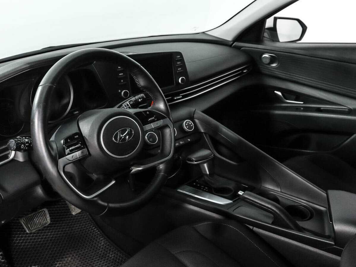 Hyundai Elantra, 2021 Фото №9