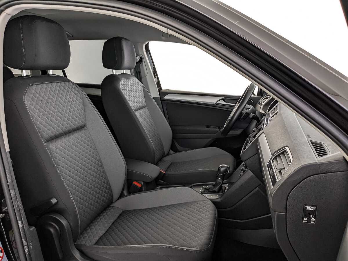 Volkswagen Tiguan, 2018 Фото №22