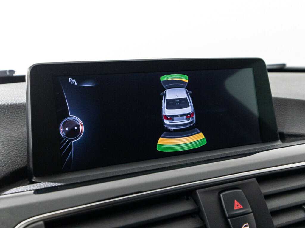 BMW 3 серии 320i, 2016 Фото №16