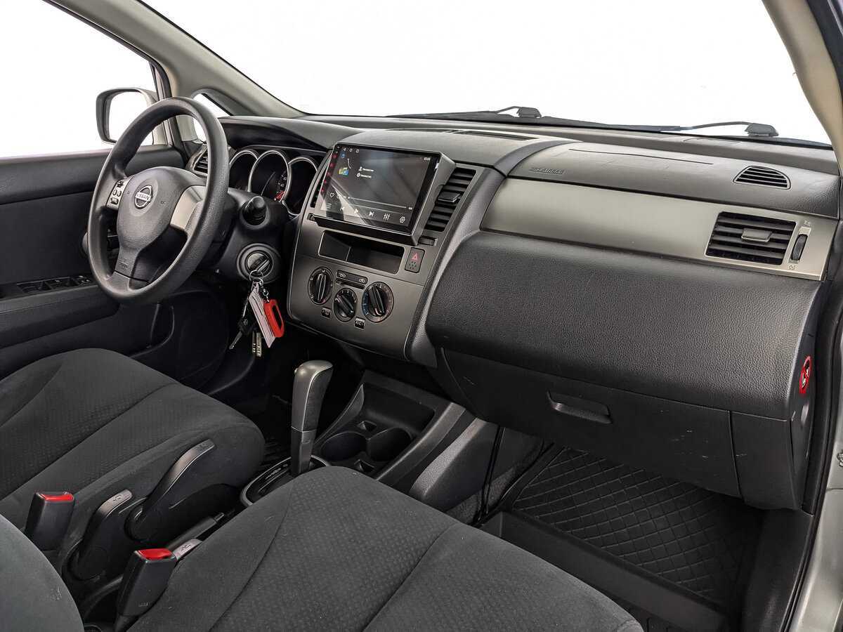 Nissan Tiida, 2013 Фото №13