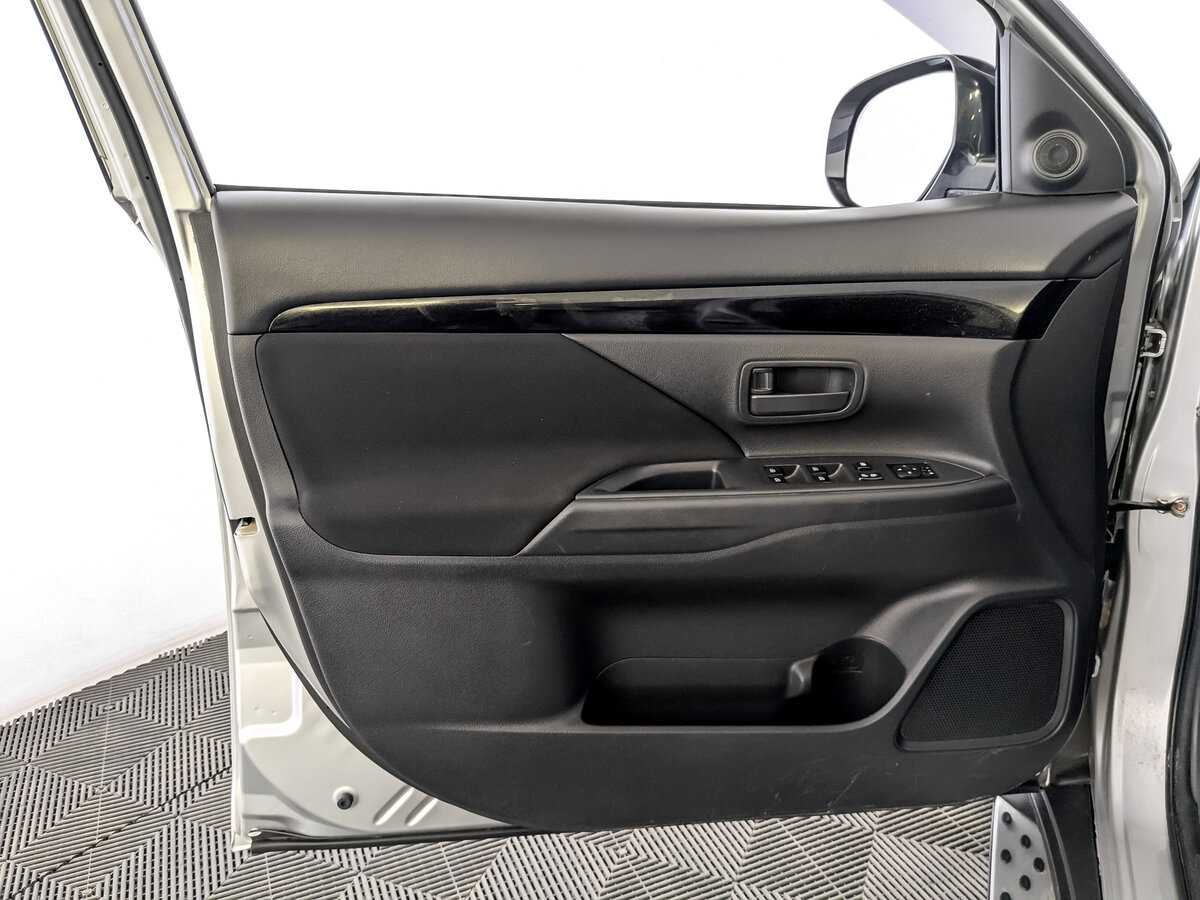 Mitsubishi Outlander, 2019 Фото №19