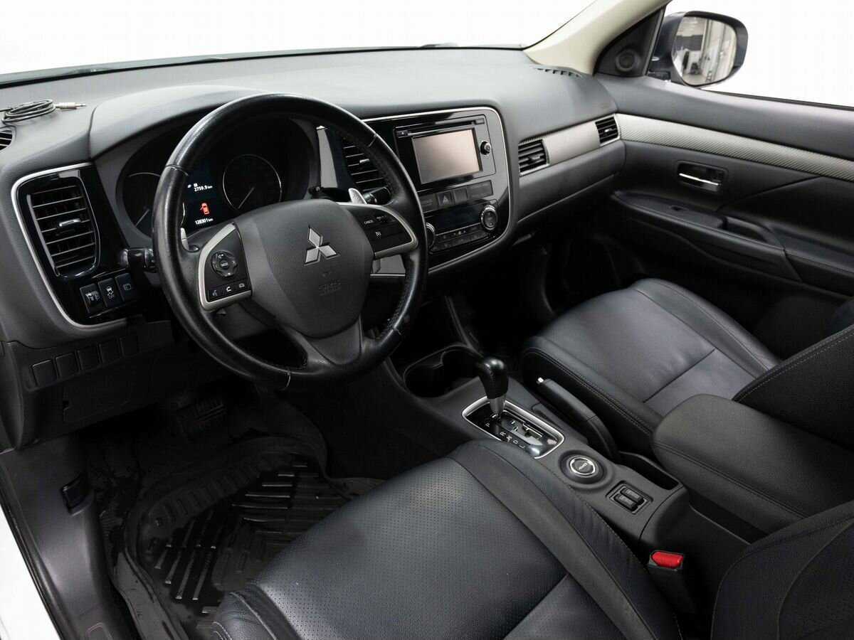 Mitsubishi Outlander, 2012 - 128 300 км. | Фото №8