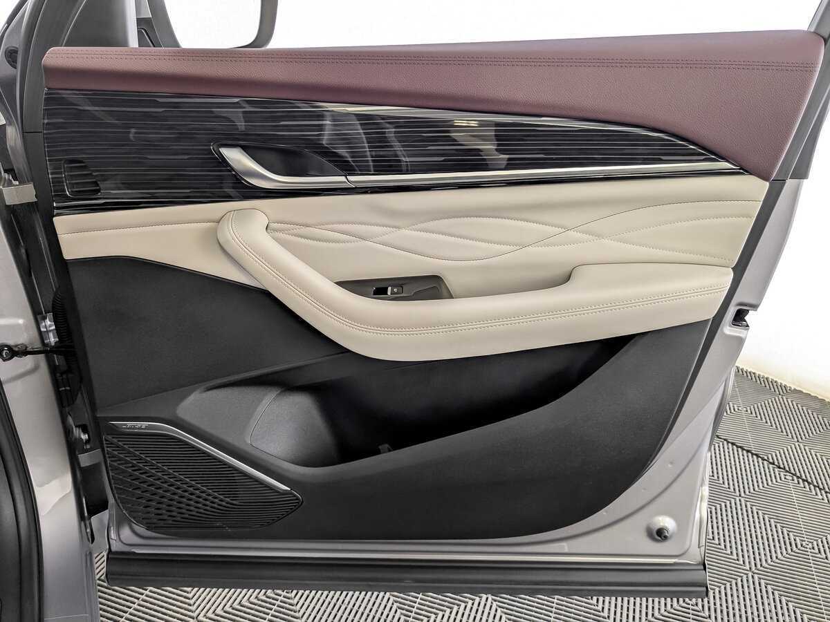 Geely Monjaro, 2022 Фото №24