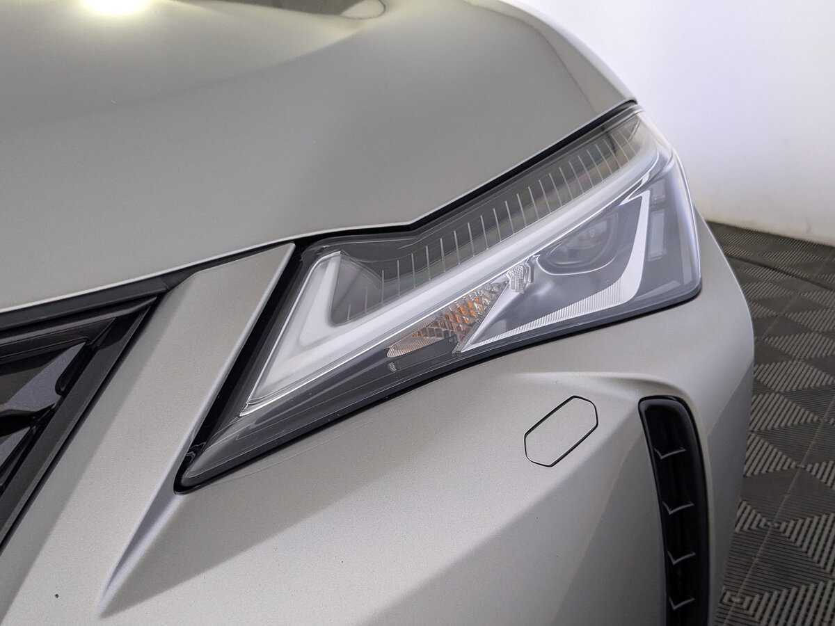 Lexus UX 200, 2020 Фото №11
