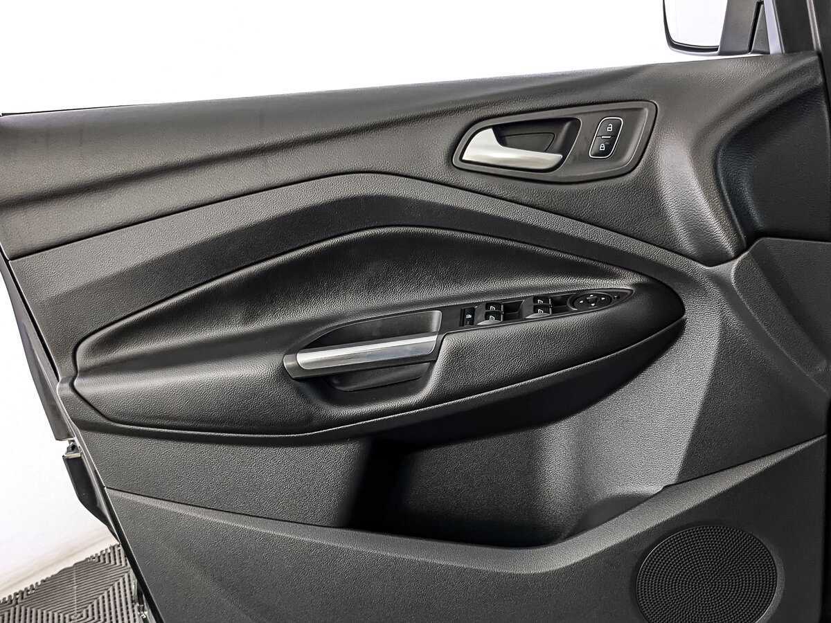 Ford Kuga, 2016 Фото №19