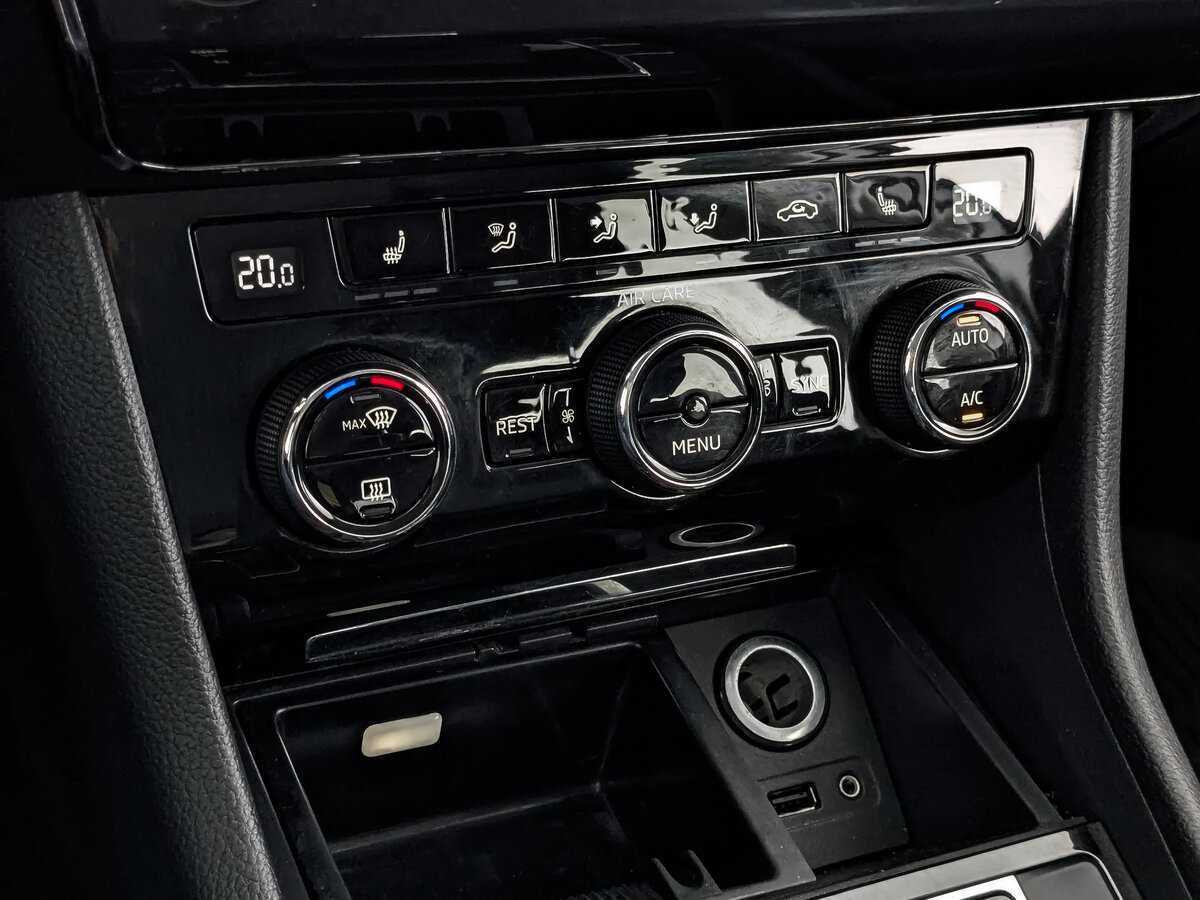 Skoda Superb, 2017 Фото №19