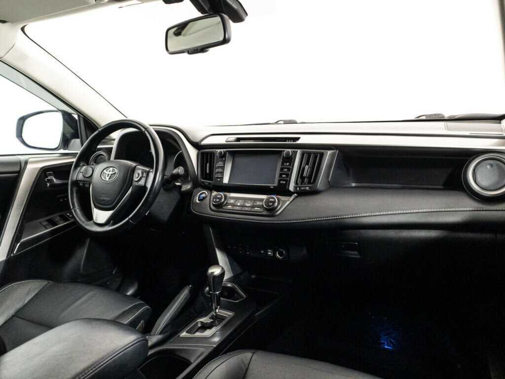 Toyota RAV4, 2017 Фото №9