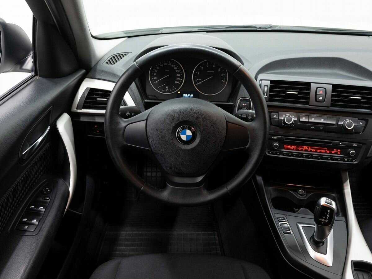 BMW 1 серии 116i, 2013 Фото №12