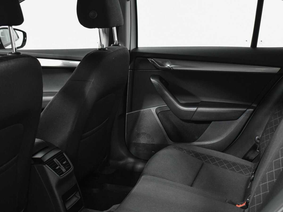Skoda Octavia, 2019 Фото №11