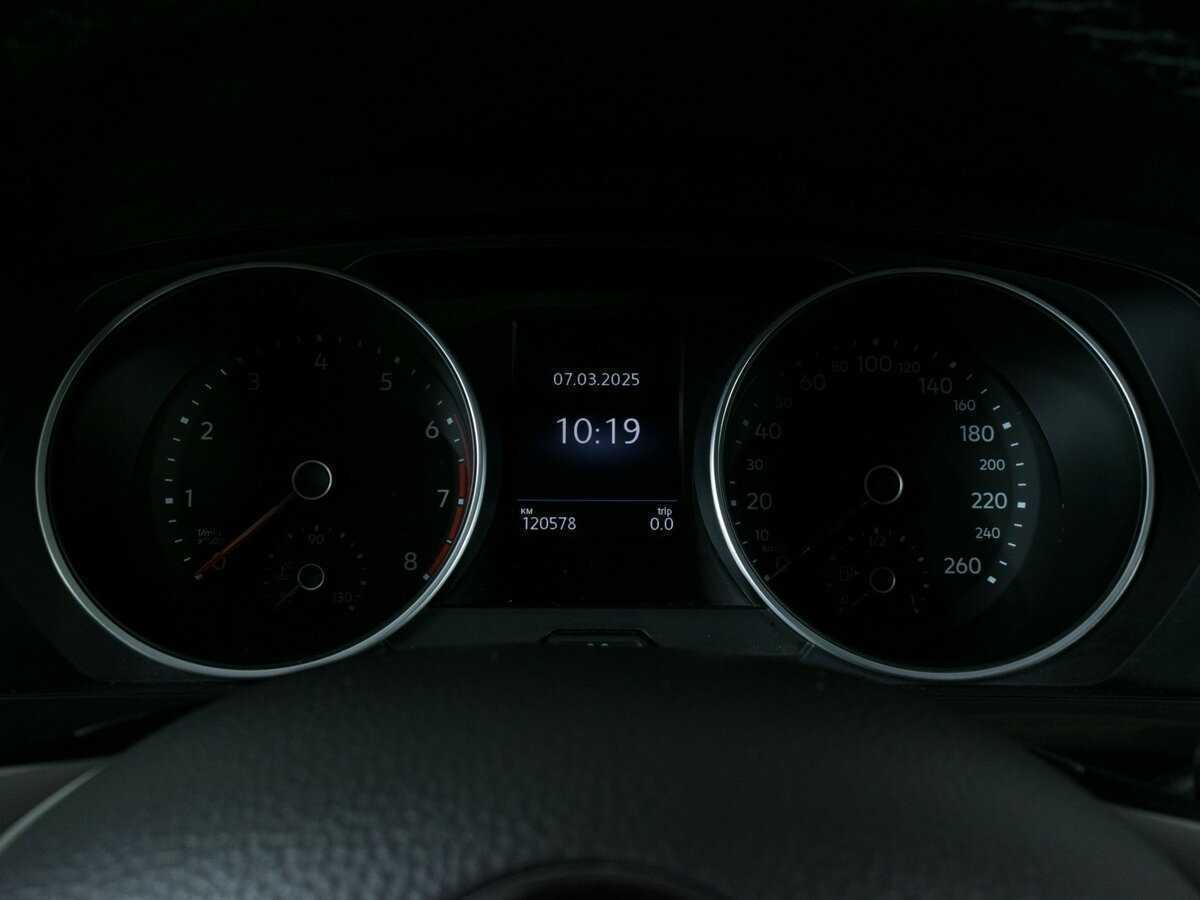 Volkswagen Tiguan, 2018 Фото №11