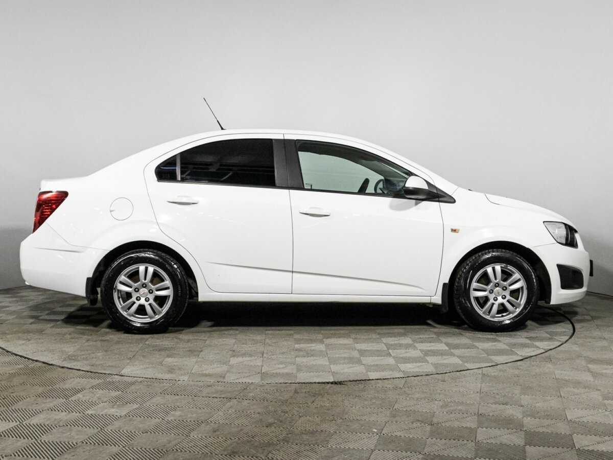 Chevrolet Aveo, 2015 - 237 876 км. | Фото №4