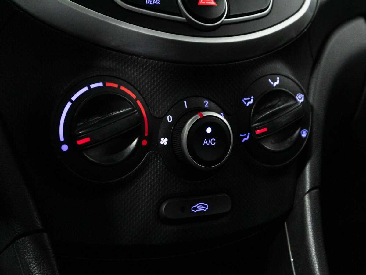 Hyundai Solaris, 2014 Фото №15