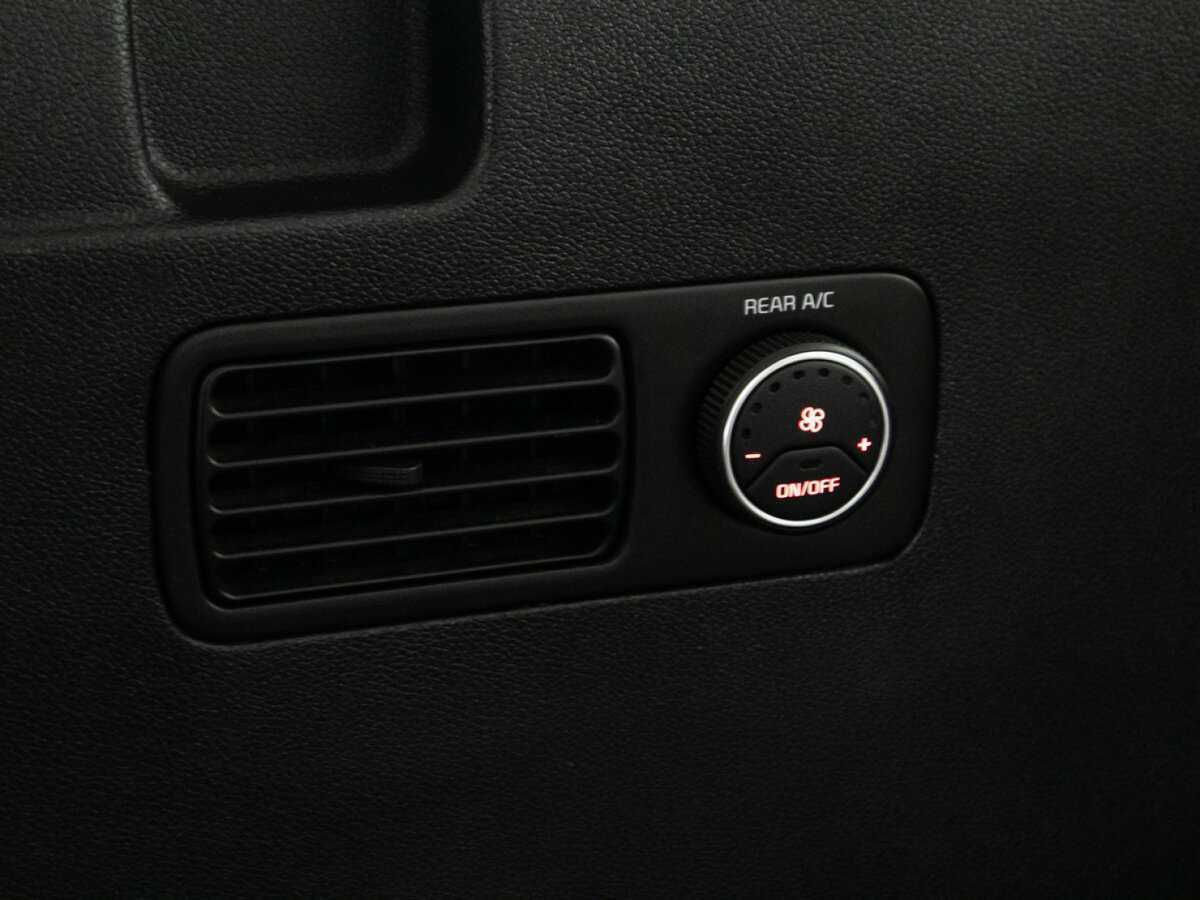 Kia Sorento, 2018 Фото №18