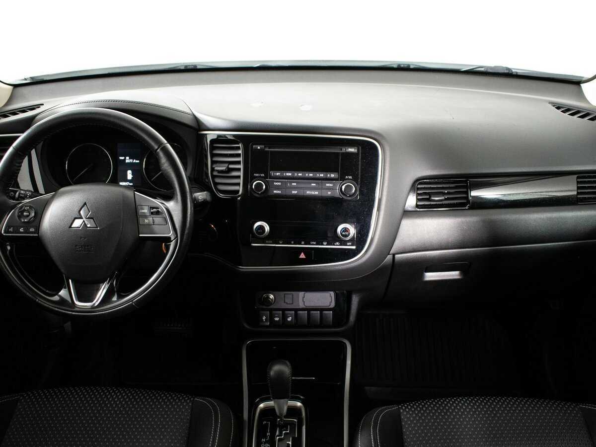 Mitsubishi Outlander, 2020 Фото №11