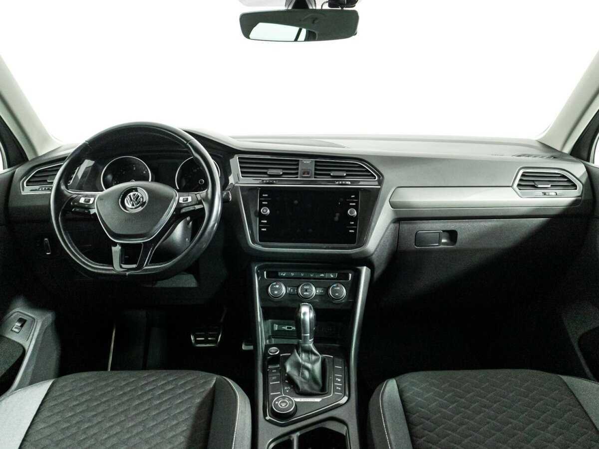 Volkswagen Tiguan, 2018 Фото №13
