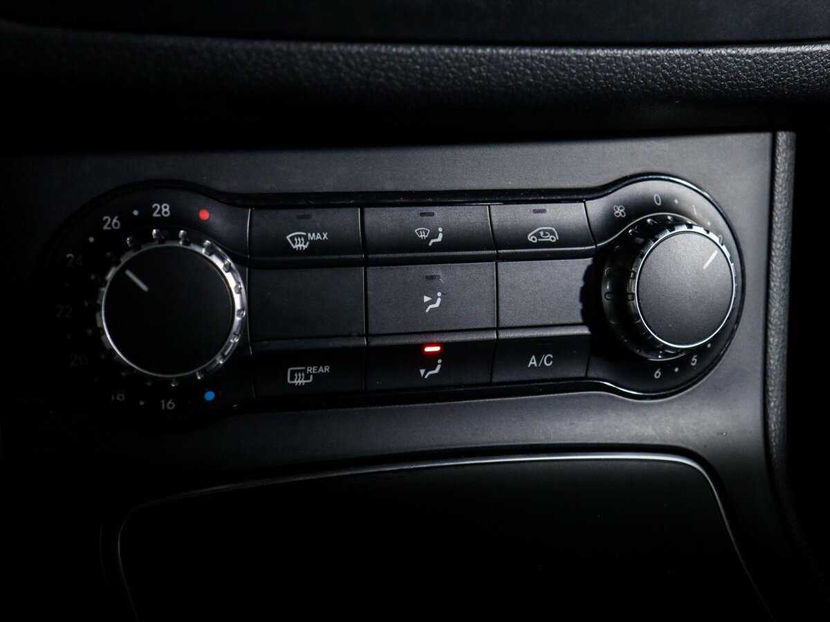 Mercedes-Benz B-Класс 180, 2015 Фото №19