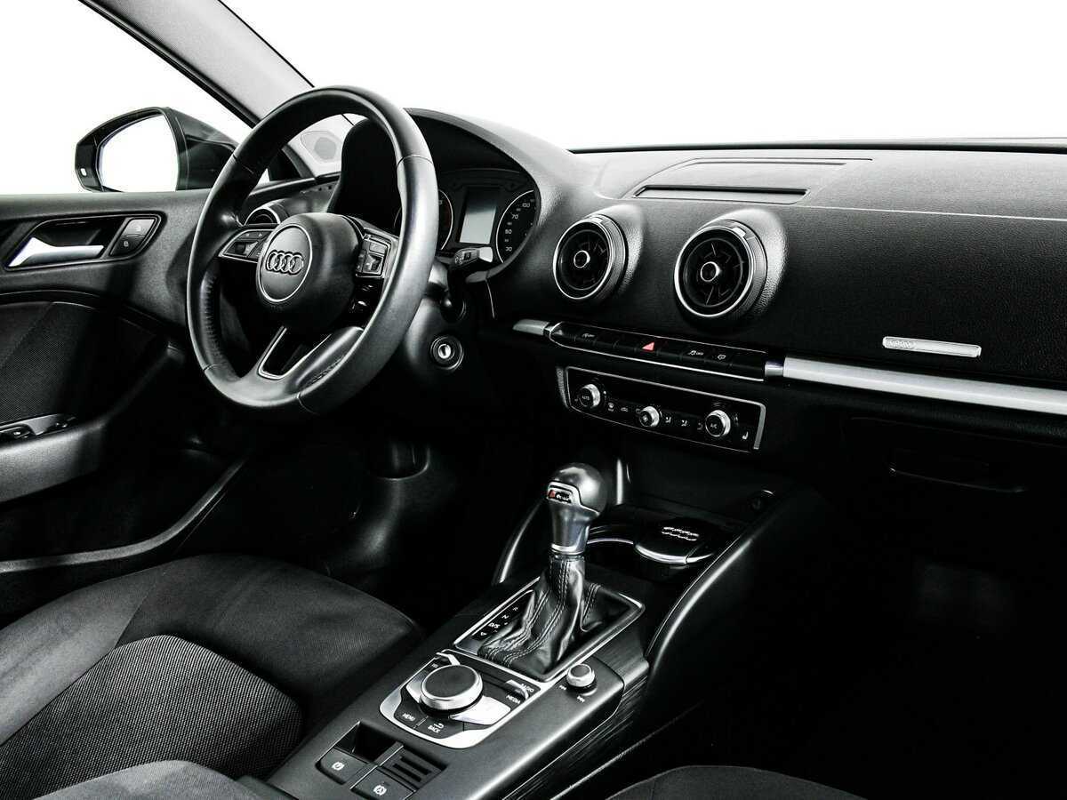 Audi A3, 2018 Фото №9