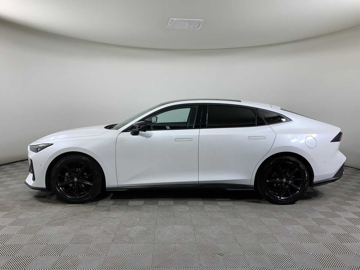 Changan UNI-V, 2024 Фото №8