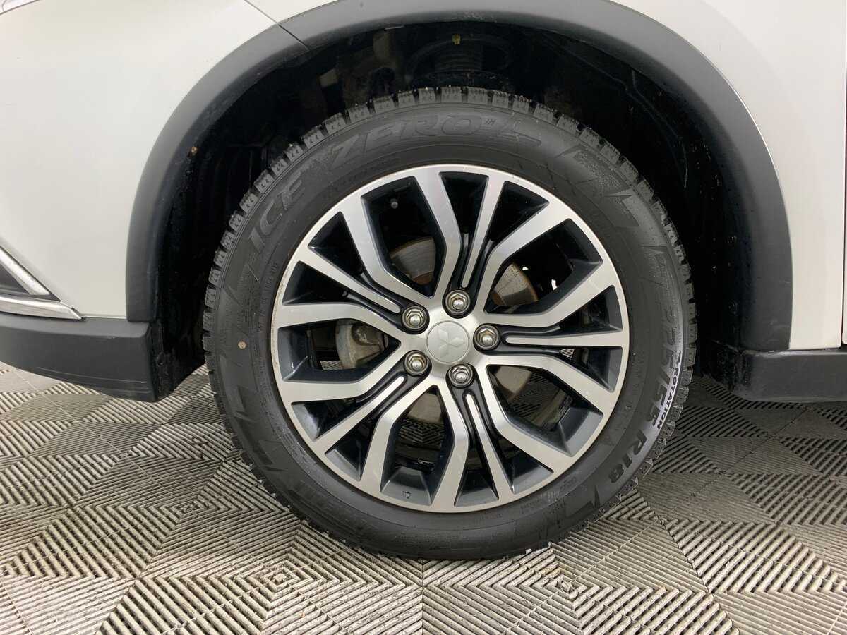 Mitsubishi Outlander, 2016 Фото №9