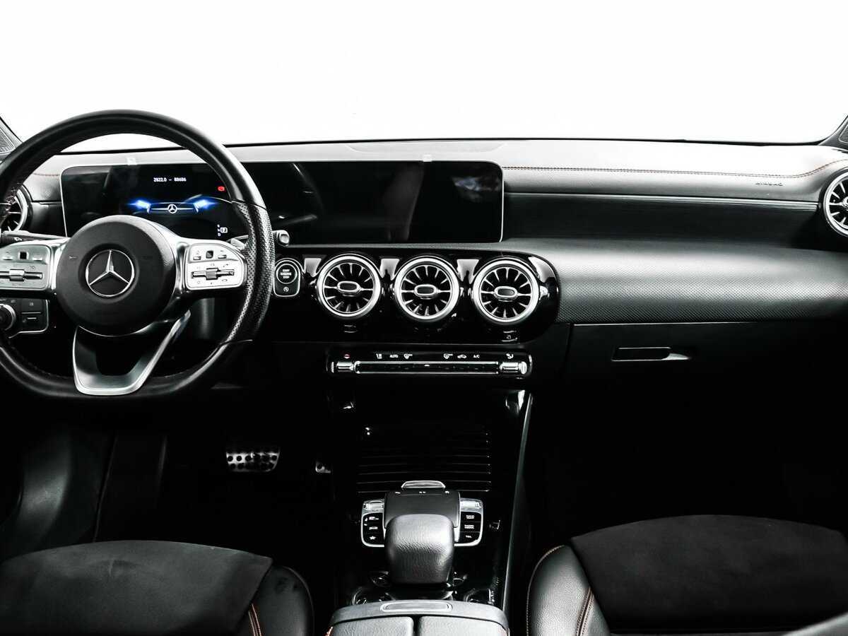 Mercedes-Benz CLA 200, 2019 Фото №11